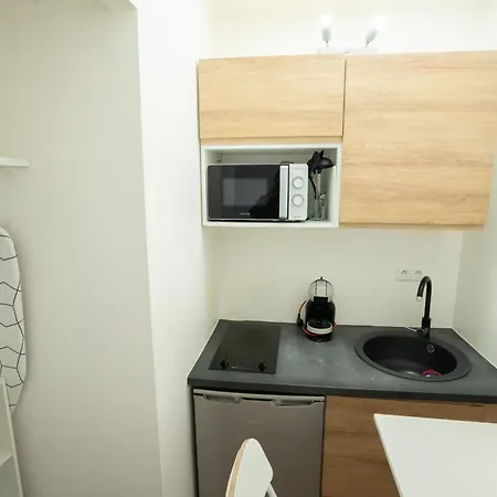 Apartman Parisien Face Metro Pigalle - 9 - 2p